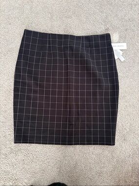Amanda & Chelsea Black Windowpane Pencil Skirt